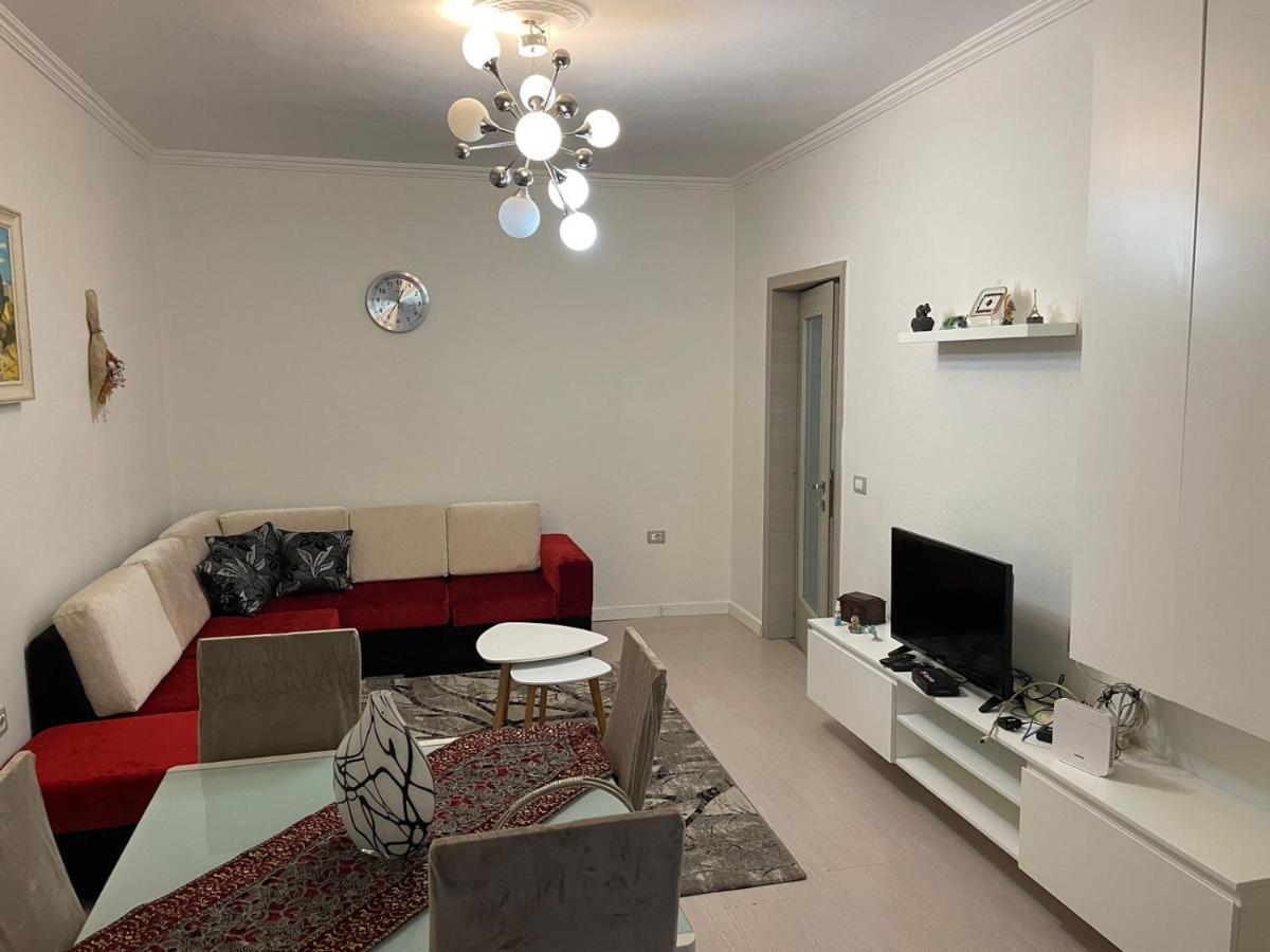 Saloon Apartment ติรานา ภายนอก รูปภาพ