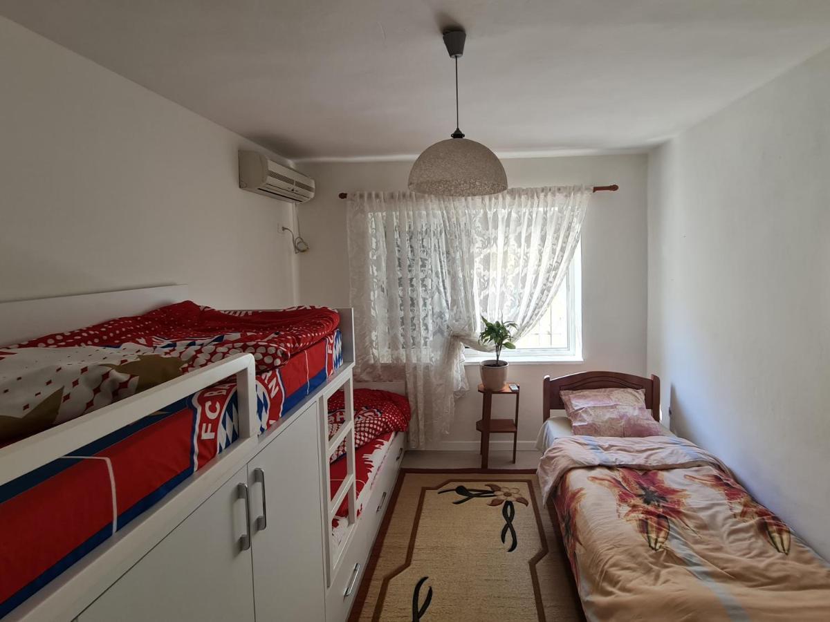Saloon Apartment ติรานา ภายนอก รูปภาพ